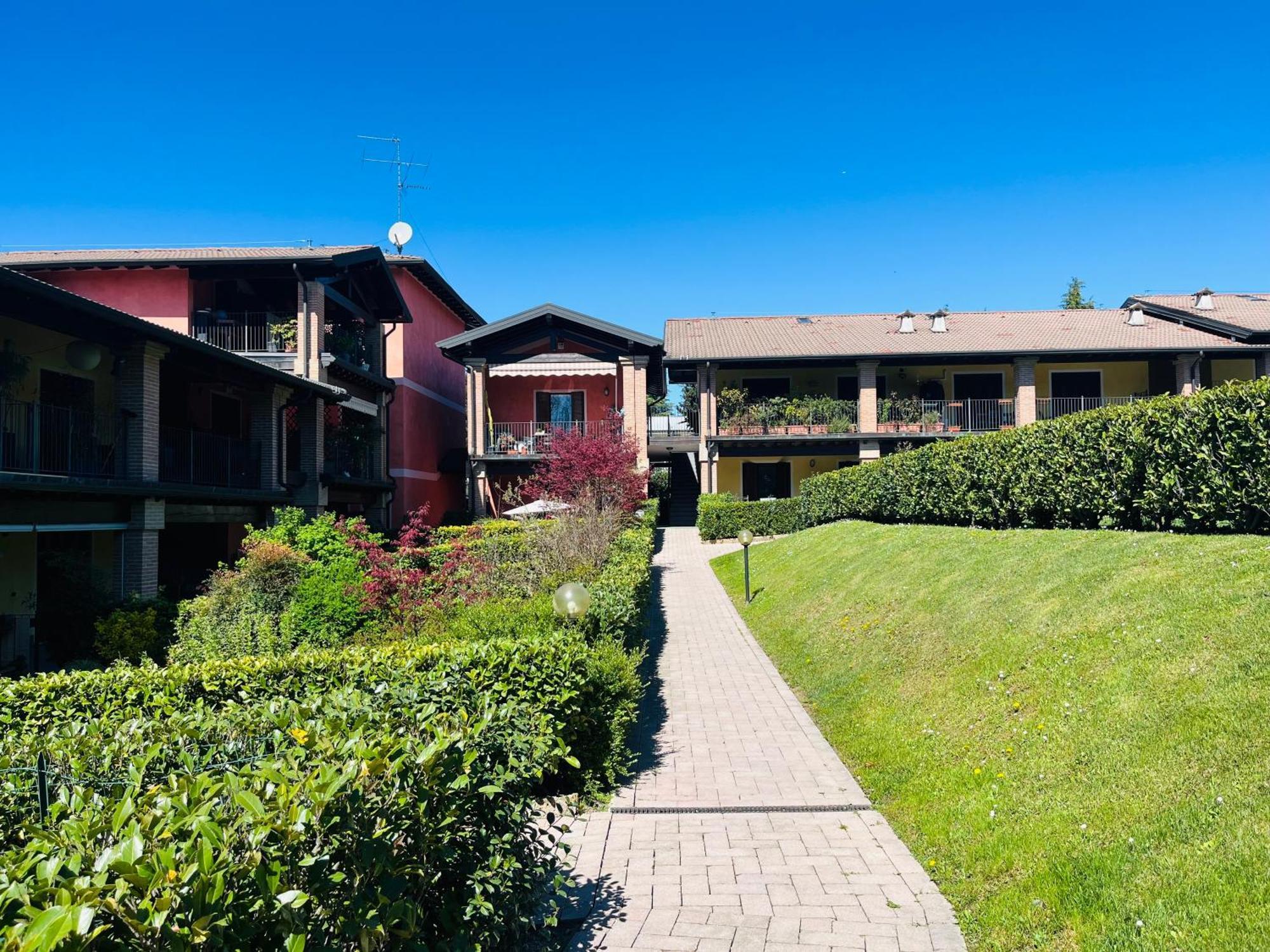 Al Cascinale Peschiera Del Garda Apartment ภายนอก รูปภาพ